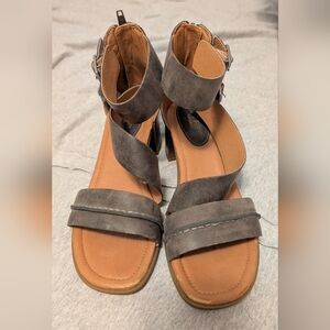 Sperry Gray Strappy Women's Sandals